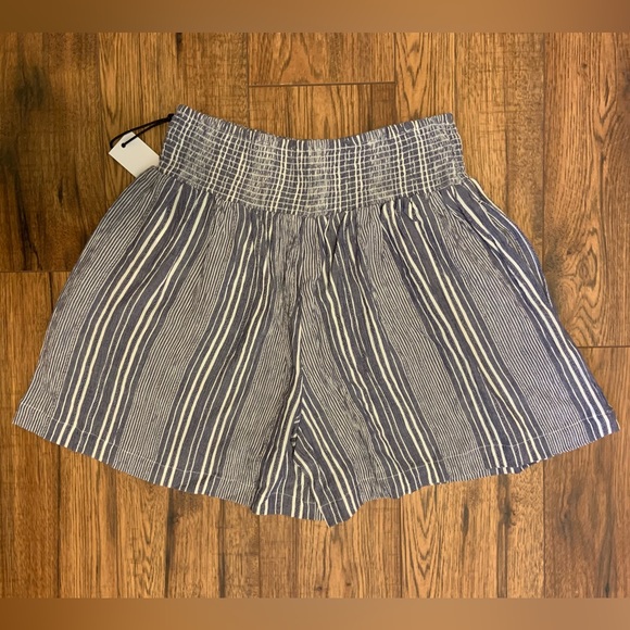 NEW Dex Striped Shorts - Picture 1 of 4